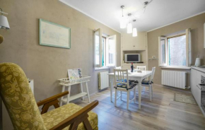 Awesome Apartment In Carro With Wifi